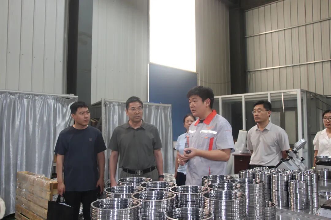 Delegation from Hebei GEO University Visits Our Institute for Exchange and Investigation